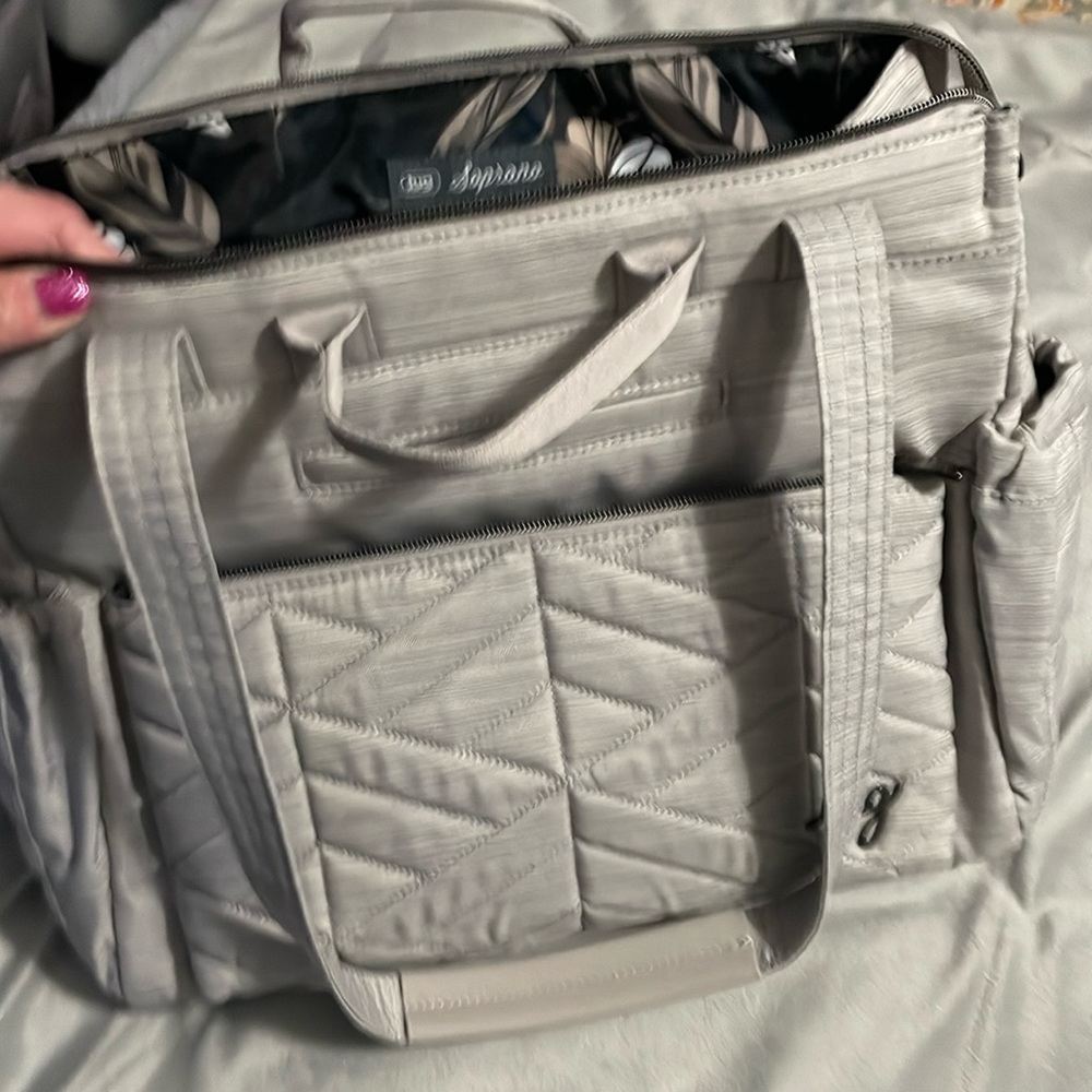 Lug travel bag